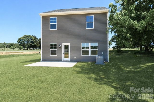 3139 Old Mountain Road, Stony Point, NC 28678