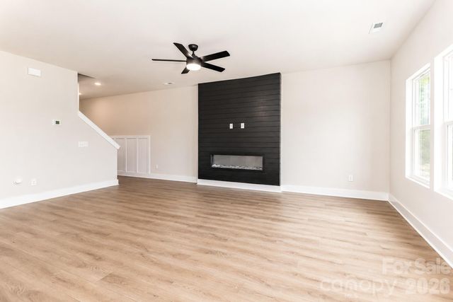 3139 Old Mountain Road, Stoney Point, NC 28678