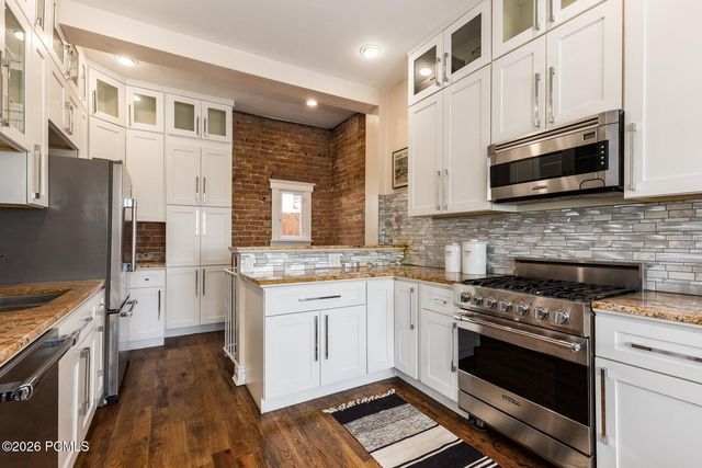 374 F Street, Salt Lake City, UT 84103