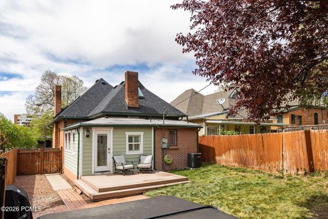 374 F Street, Salt Lake City, UT 84103