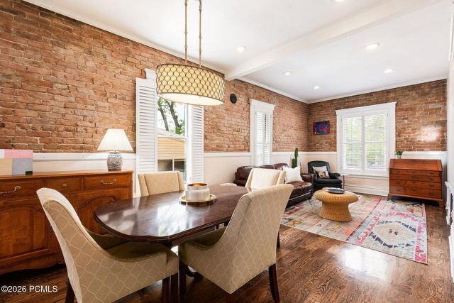 374 F Street, Salt Lake City, UT 84103