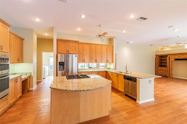 10559 GREENCREST DRIVE, Tampa, FL 33626