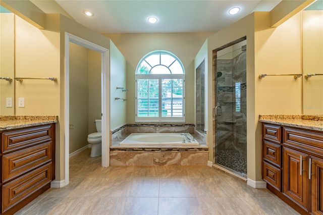 10559 GREENCREST DRIVE, Tampa, FL 33626