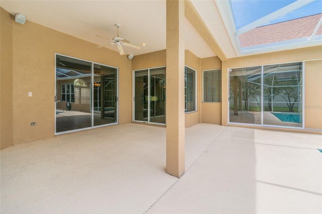 10559 GREENCREST DRIVE, Tampa, FL 33626