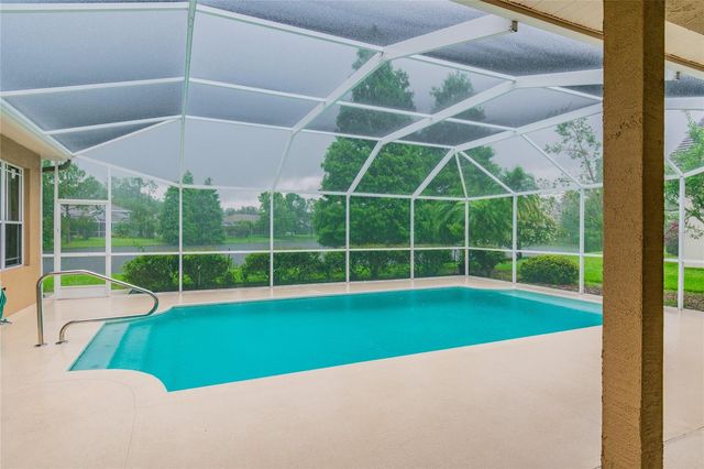 10559 GREENCREST DRIVE, Tampa, FL 33626