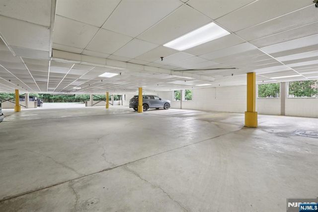 100 Union Avenue 250, Cresskill, NJ 07626