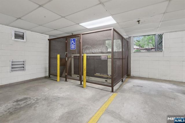 100 Union Avenue 250, Cresskill, NJ 07626