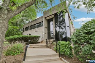 100 Union Avenue 250, Cresskill, NJ 07626