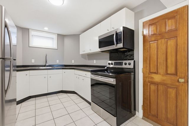 82 Blake St B, Boston, MA 02136