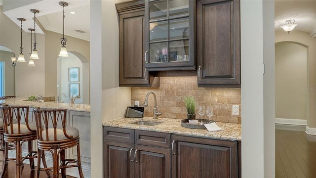 230 OSPREY POINT DRIVE, Osprey, FL 34229
