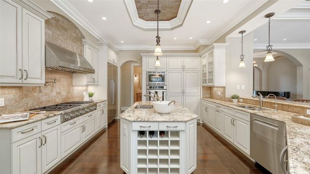 230 OSPREY POINT DRIVE, Osprey, FL 34229