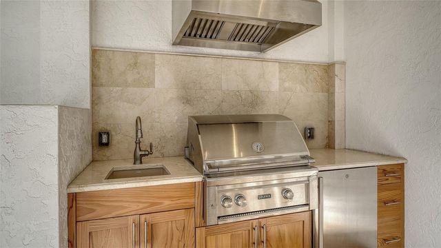 230 OSPREY POINT DRIVE, Osprey, FL 34229