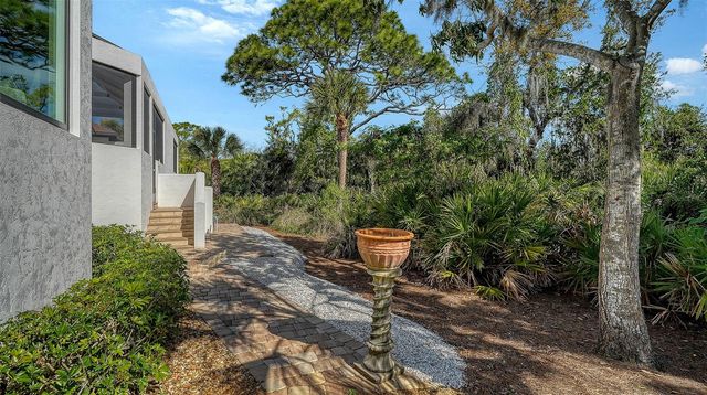 230 OSPREY POINT DRIVE, Osprey, FL 34229