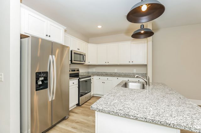 164 Noble Park Cir, Gallatin, TN 37066