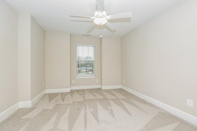 164 Noble Park Cir, Gallatin, TN 37066