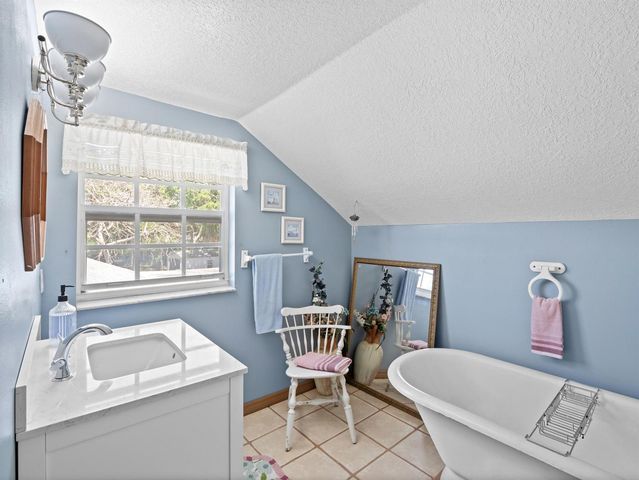 532 Sunset Boulevard, Melbourne Beach, FL 32951