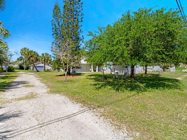 532 Sunset Boulevard, Melbourne Beach, FL 32951