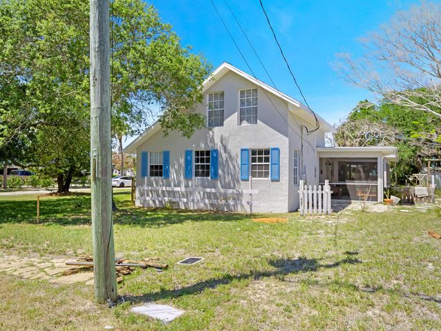 532 Sunset Boulevard, Melbourne Beach, FL 32951