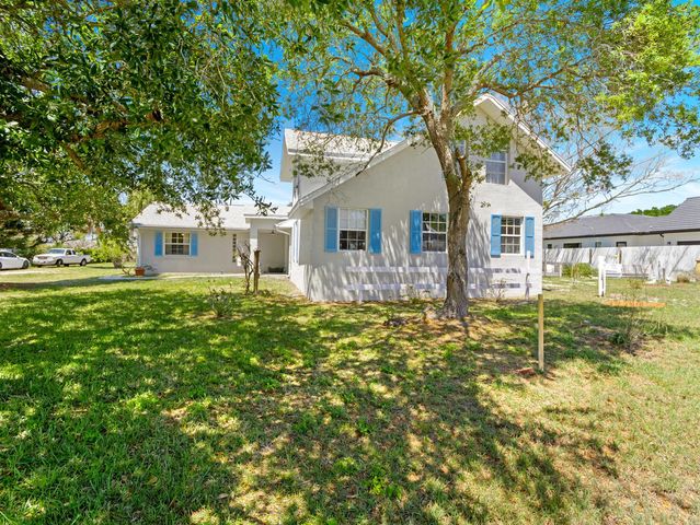 532 Sunset Boulevard, Melbourne Beach, FL 32951