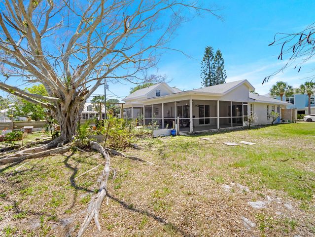 532 Sunset Boulevard, Melbourne Beach, FL 32951