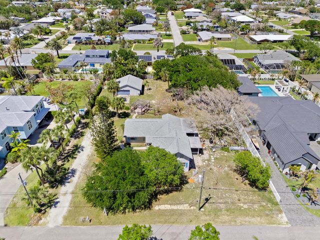 532 Sunset Boulevard, Melbourne Beach, FL 32951