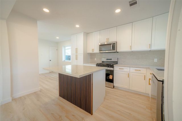 3547 Glenwood Springs Drive, Houston, TX 77345