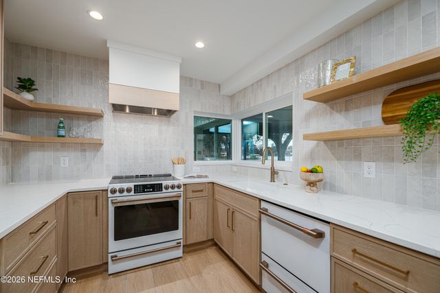 3779 CEDARCREST Drive, Jacksonville, FL 32210