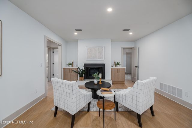 3779 CEDARCREST Drive, Jacksonville, FL 32210