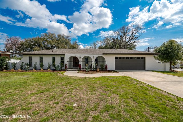 3779 CEDARCREST Drive, Jacksonville, FL 32210