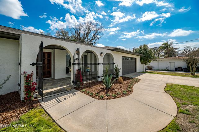 3779 CEDARCREST Drive, Jacksonville, FL 32210