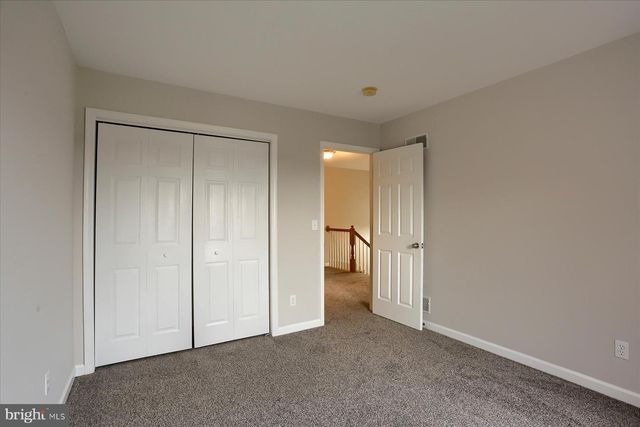 33 CAROUSEL CIR, Hershey, PA 17033