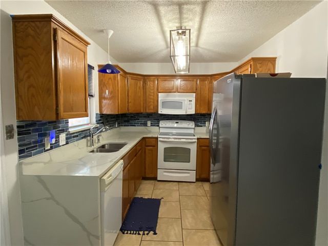 7626 Caribou Dr, Corpus Christi, TX 78414