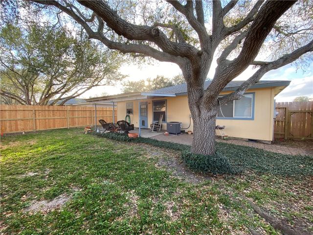 7626 Caribou Dr, Corpus Christi, TX 78414