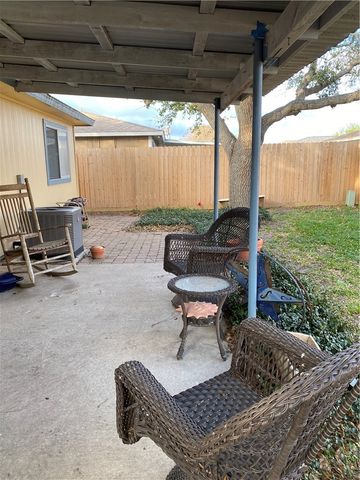 7626 Caribou Dr, Corpus Christi, TX 78414