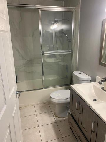 3426 Commodore Court, West Palm Beach, FL 33411