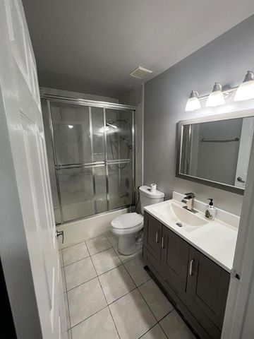3426 Commodore Court, West Palm Beach, FL 33411