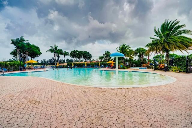 3426 Commodore Court, West Palm Beach, FL 33411