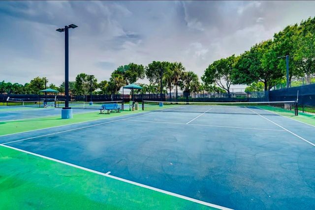 3426 Commodore Court, West Palm Beach, FL 33411