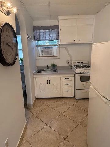 2819 37th Street, Rear, Lubbock, TX 79413