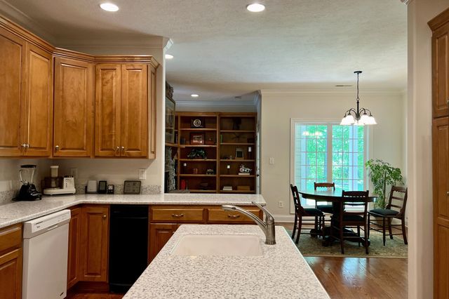 1371 Johns Loop Rd, Franklin, KY 42134