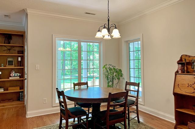 1371 Johns Loop Rd, Franklin, KY 42134