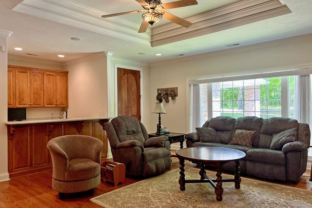 1371 Johns Loop Rd, Franklin, KY 42134