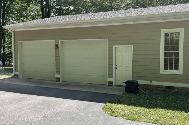 1371 Johns Loop Rd, Franklin, KY 42134