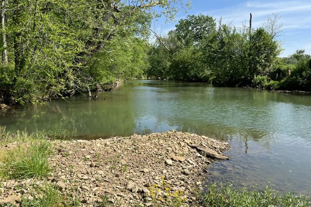 1371 Johns Loop Rd, Franklin, KY 42134