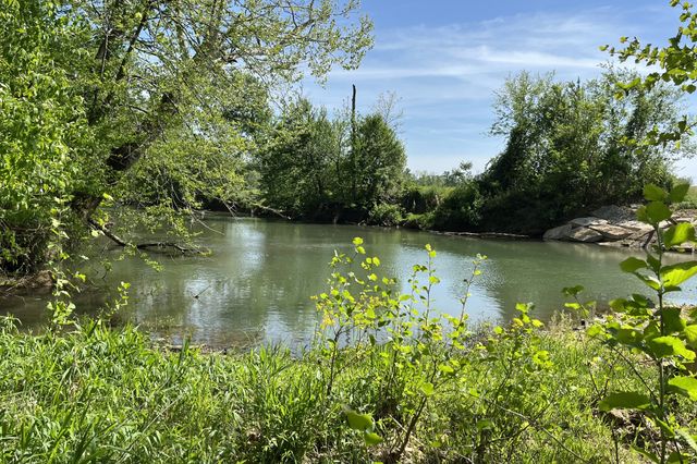 1371 Johns Loop Rd, Franklin, KY 42134