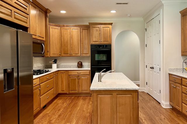 1371 Johns Loop Rd, Franklin, KY 42134