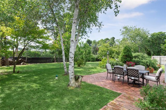 9 Aberdeen Lane, Southampton, NY 11968