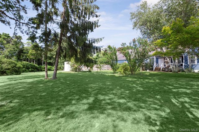 9 Aberdeen Lane, Southampton, NY 11968