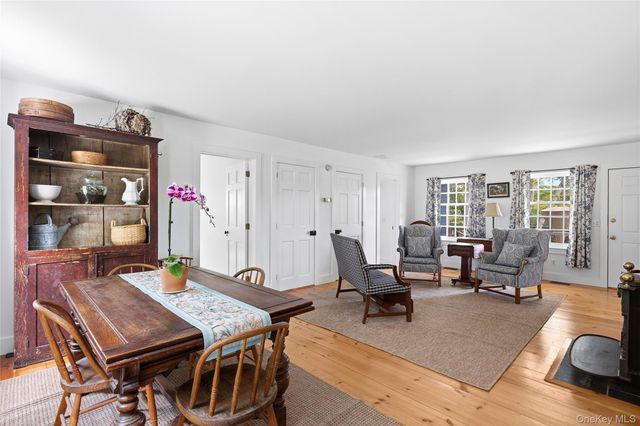 9 Aberdeen Lane, Southampton, NY 11968