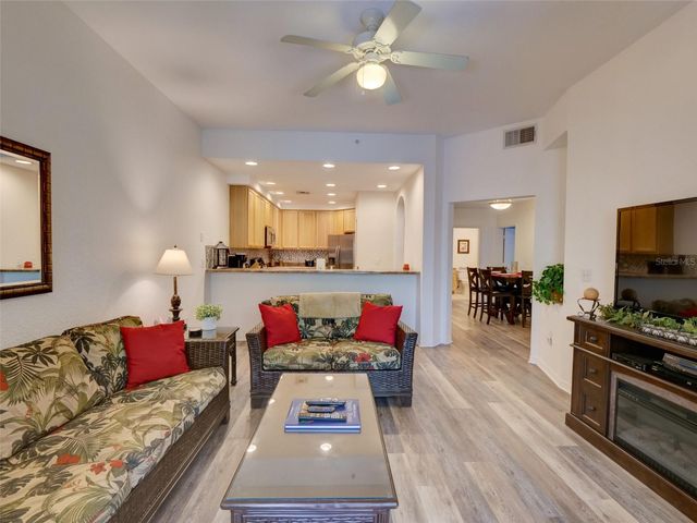 9055 TREASURE TROVE LANE 101, Kissimmee, FL 34747